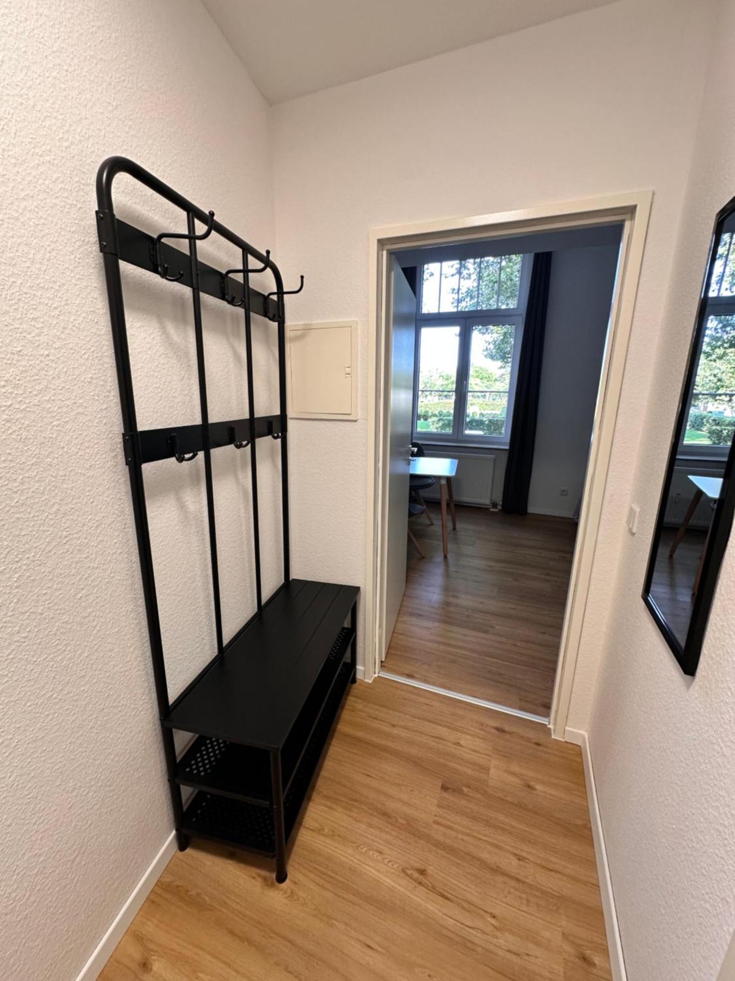 Zentrales Apartment Mit Parkplatz Hockenheim Esterno foto